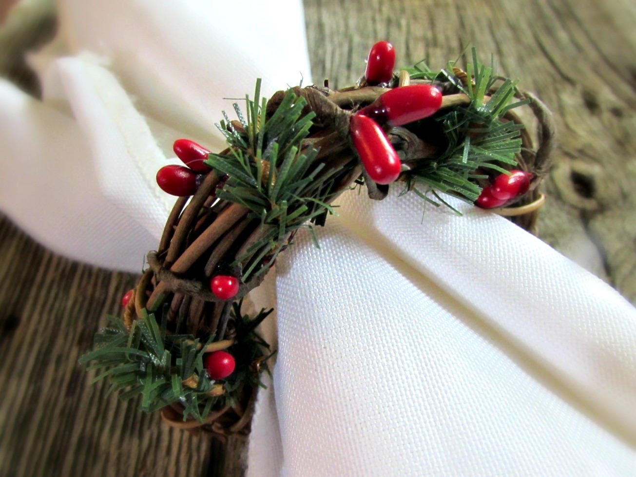 Christmas Napkin Rings Red Berry & Pine Napkin Rings Rustic