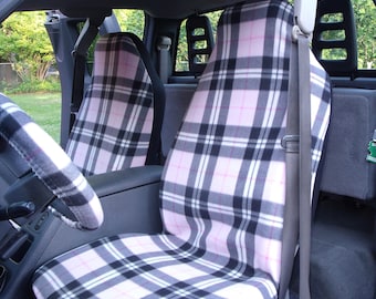 1 Set of Wonder Woman Print Seat Covers and Steering Wheel 1 Set of Wonder Woman Print Seat Covers and Steering Wheel