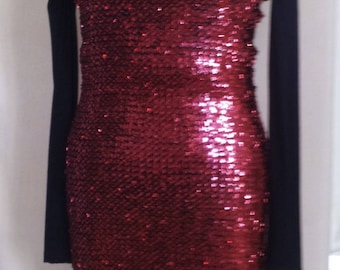 RED ON BLACK STRETCH SEQUIN SHEATH DRESS