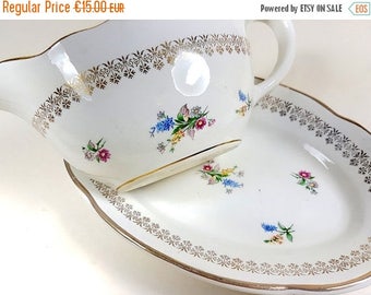 SALE Gravy Boat + serving dish plate Digion Sarreguemines french vintage Bowl Sauce Pitcher Jug porcelain flower decor