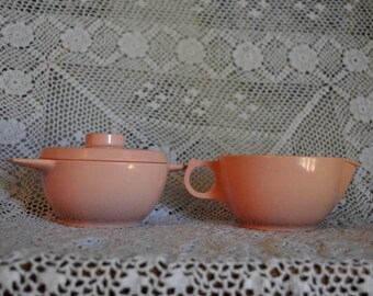 Vintage Pink Melmac Durawear Cream & Sugar Set
