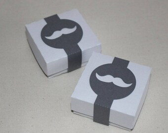 Box candy or dragees, customizable for any event.