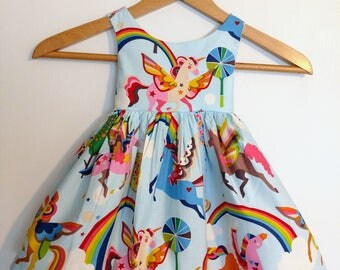 Unicorn dress, unicorn baby dress, unicorn toddler dress, first birthday unicorn dress, birthday unicorn dress, unicorn birthday party,