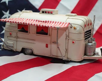 AIRSTREAM TRAILER coin money piggy bank tinplate car blechmodell auto handmade