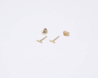 Tiny bar studs - delicate small earrings - minimal bar earrings - thin bar studs - dainty bar earrings - minimalist earrings - line earrings