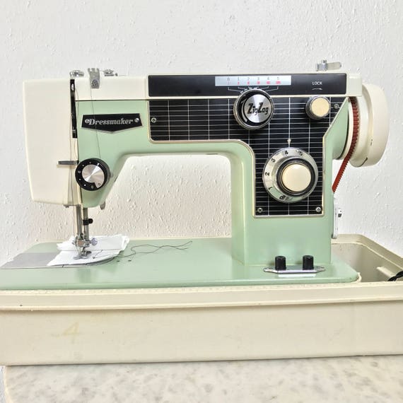 Vintage Dressmaker Sewing Machine / MidCentury Domestic