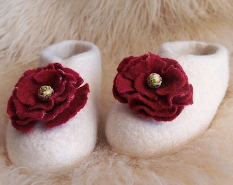 Sale Felted womens white slippers with maroon flowers. Organic wool house shoes. Size 7
