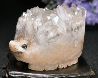 Beautiful Natural Quartz Cluster-Large Stone Hand carved Cute Quartz Hedgehog Gift/Clear Quartz cluster-61*49*42mm 176g-1piece