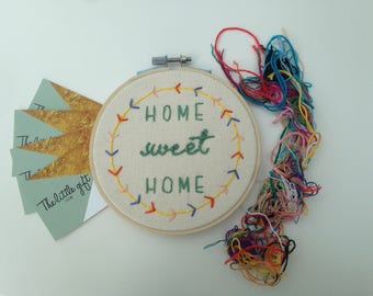 Home Sweet Home - 5 inch embroidery hoop - wall hanging
