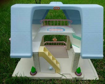 little tikes pink dollhouse with blue roof