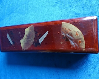 Vintage Japanese oblong wooden lacquerware box