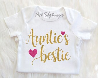 Aunties Bestie Onesie, Aunties Bestie Shirt, Aunt Baby Clothes, Baby girl Clothes,Gold glitter bodysuit, Baby girl onesie