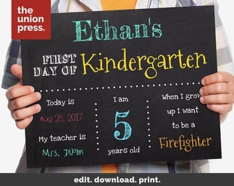 First Day Of School Sign Printable - Back To School Sign - School Chalkboard Sign - Instant Download
