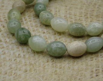 10 perles en jade véritable verte ovale 10mm