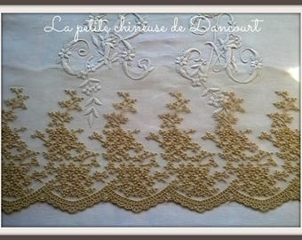 Elizabeth linen lace