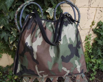 waterproof camouflage print tote bag
