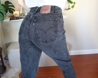 vintage black levis 501