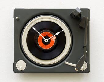Record player clock, record album clock, music lover clock, Art Clock, upcycled large wall clock, vintage, Recycled Turntable Clock,