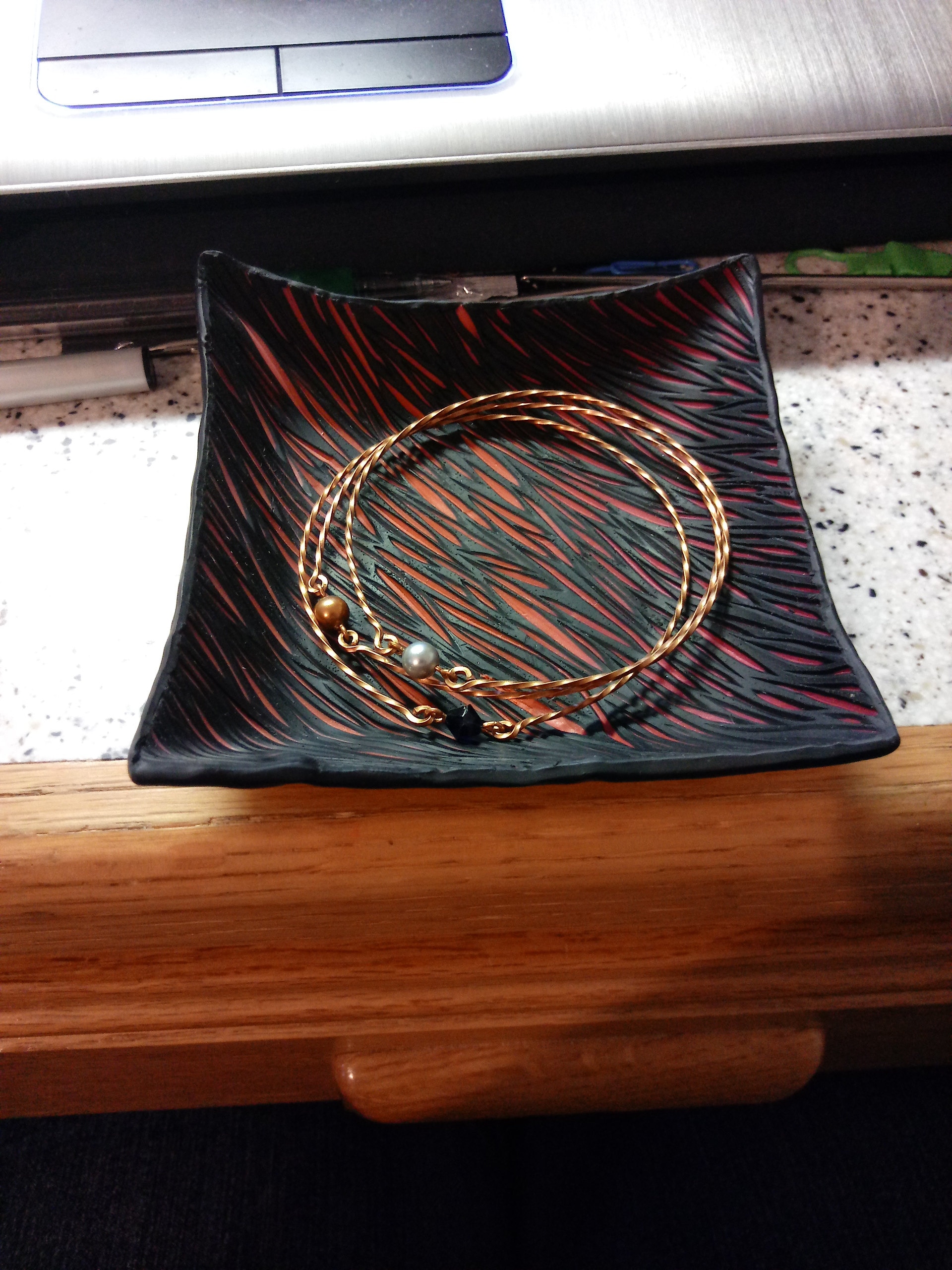 Carved Ring Dish - Black and Red