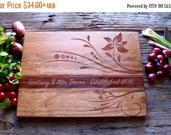 ON SALE Personalized Cutting Board, Engraved Cutting Board, Personalized Wedding Gift, Wedding Gift, Housewarming Gift, Anniversary Gift
