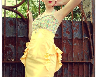 Pencil skirt has ruffle - 34 to 46 to order