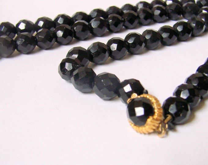 60s Basic Black Glass Bead Necklace / Black Faceted Glass Beads / Ornate Clasp / Vintage Jewelry / Jewellery