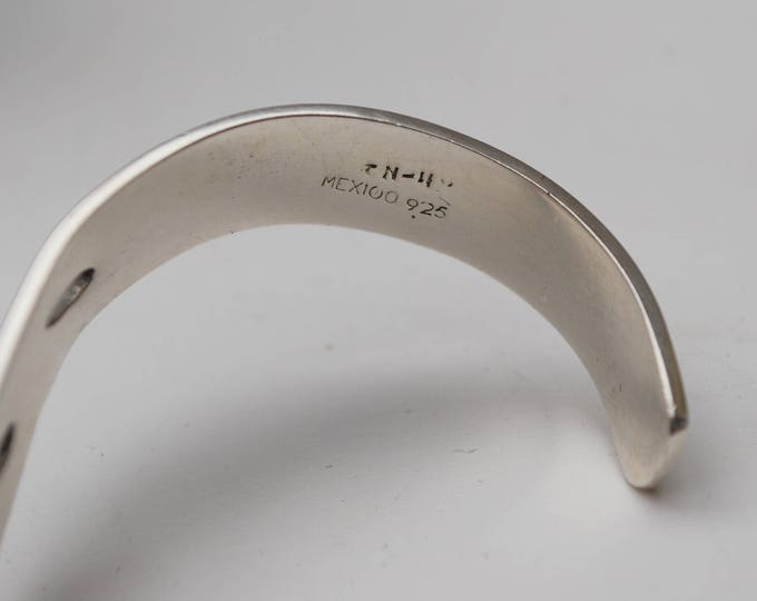 Sterling silver Cuff Bracelet - Taxco Mexico - 925 - Scallop design - Modernistic Bangle