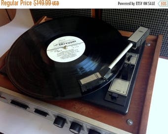 ON SALE Turntable ,vinyl record player ,technics turntable, Record player, vinyl record, Working Turntable , working record player, "accord