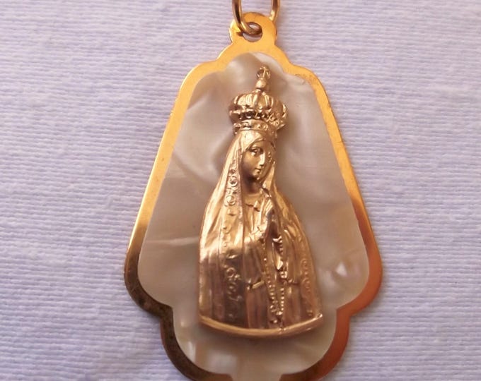 Our Lady of Fatima Pendant Necklace, 10K Gold Chain, Mother of Pearl, Portuguese Virgin Mary