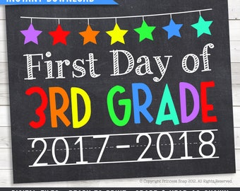 First Day of 3rd Grade, 2017-2018, Third Grade Photo Prop, Rainbow 3rd Grade, 1st Day School, First Day 3rd, Printable Sign, 8"x10"