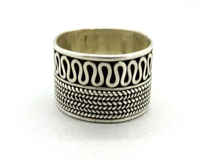 Sterling Silver Wide Band Ring, Vintage Scrolled & Braided Band Ring Size 7