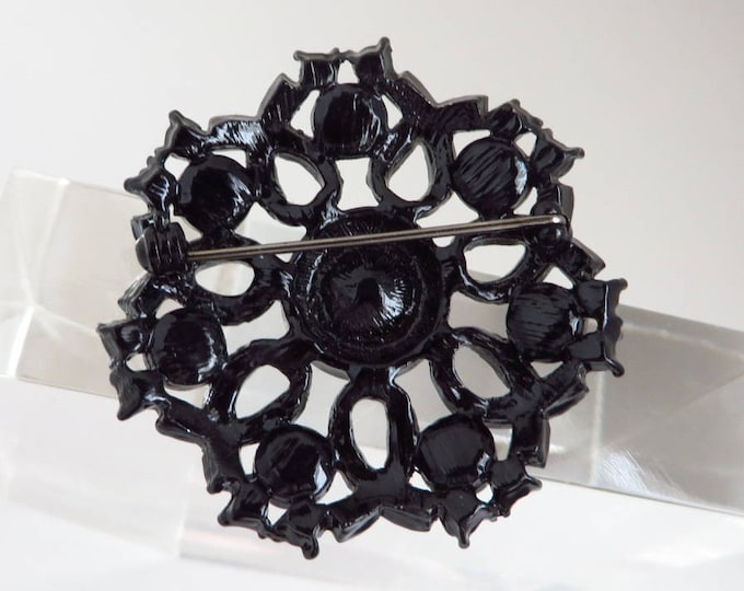 Vintage Black Glass Mourning Brooch | 1960s Floral Wreath Faceted Glass Pin