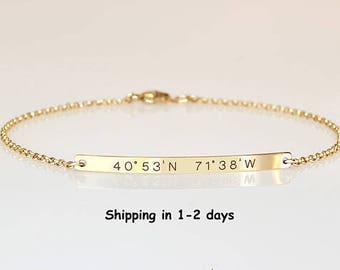 Gold Bar bracelet, Engraved Roman numerals bracelet, Wedding Date bracelet, Custom name Personalized bracelet, Nameplate Bridesmaids Gift