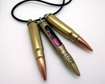 Max Caulfield Life is Strange Tri-Bullet Cosplay Three Bullet Necklace with Pink Hourglass