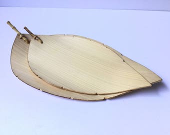 2 BAMBOO LEAF DISHES Vintage Set of 2 Leaf Shaped Dishes Made of Bamboo
