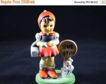 Pixie Elf Girl Figurine Bus Stop (1028)
