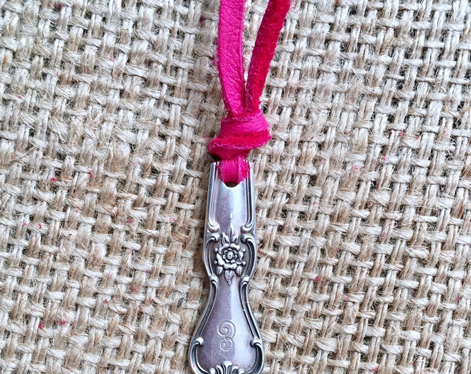 Flea Market Necklace, Vintage Key Necklace, Silver Spoon Pendant, Flea Finds Necklace, Spoon Handle Pendant, Found Object Jewelry