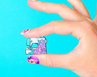 Sewing Machine Pin Badge // Stitching, sewing enamel pin, hard enamel badge, craft pins