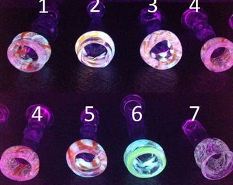 Glow in the Dark Pipe One Hitter Aqua Glow UV Reactive Yellow Orange Green and Pink Chillum Onie Bat Tobacco Pipe Rare Fluorescent Colors!