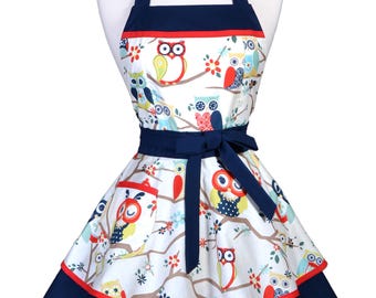 Womens Ruffled Retro Apron . Navy Blue and White Winking Owls Womans Cute Vintage Pinup Flirty Kitchen Apron to Personalize or Monogram (CS)