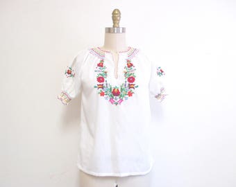Vintage 1960s Peasant Blouse | Embroidered Floral 1960s 70s Boho Blouse | size small