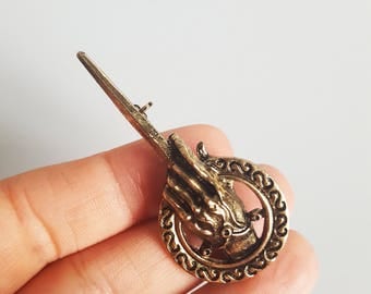 GOT Hand of the King Metal Pin Badge, House Targaryen Brooch, Game of Thrones Inspired Fan Art Handmade Bronze Plated Jewellery