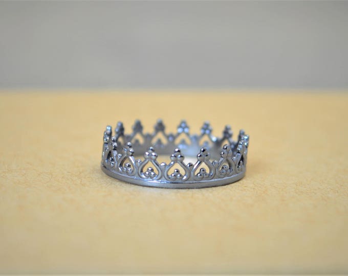 Dainty Gunmetal Crown Ring, Gunmetal Princess Crown Ring, Princess Ring, Tiara Ring, Queen Ring, Gunmetal Ring, Gunmetal Princess Ring