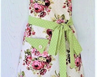 Floral Full Apron, Women's Full Apron, Cottage Chic, Floral Apron, Vintage Style, Cottage Roses, KitschNStyle