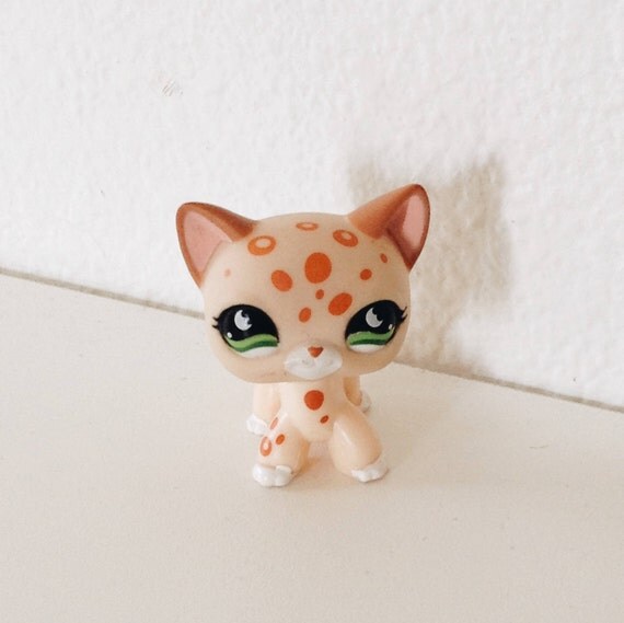 Littlest Pet Shop 852 Shorthair Leopard Cat