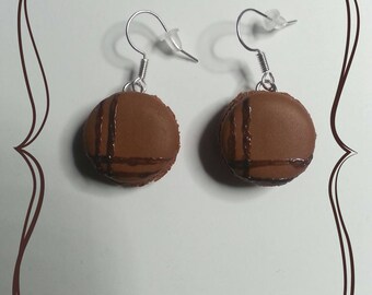 Polymer clay "Chocolate macaroon" earring