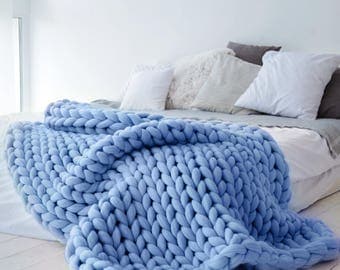 Ohhio's Grande Punto blanket. Chunky blanket. Merino wool (23-micron merino wool)