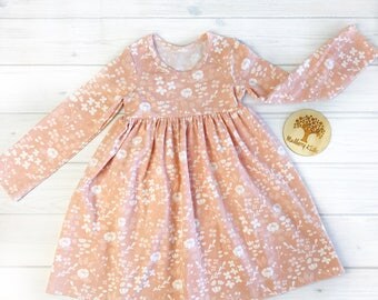 30% OFF!! Girls Floral long sleeve dress (size 2-8)
