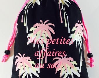 Pouch with customizable swimsuit for women or girl