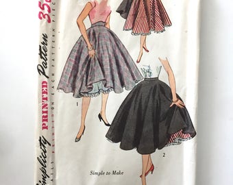 1950s Vintage #3813 SIMPLICITY Clothing Pattern Women Teen Poodle Circle Skirt